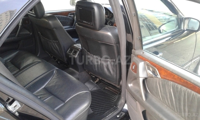 Mercedes E 240 2002, 260,000 km - 2.6 l - Bakı