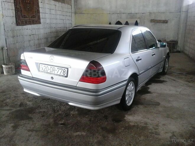 Mercedes C 180 1998, 132,000 km - 1.8 l - Gəncə