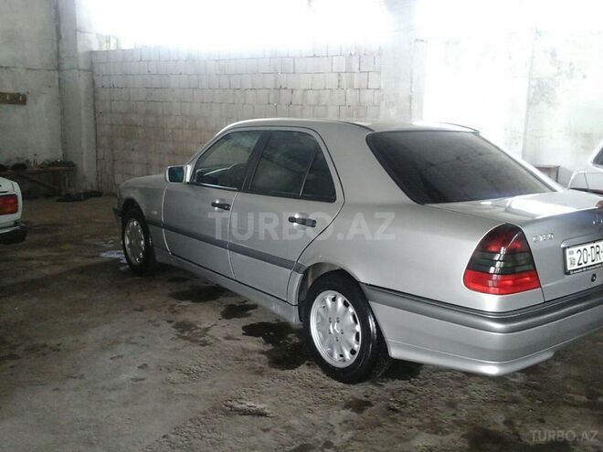 Mercedes C 180 1998, 132,000 km - 1.8 l - Gəncə