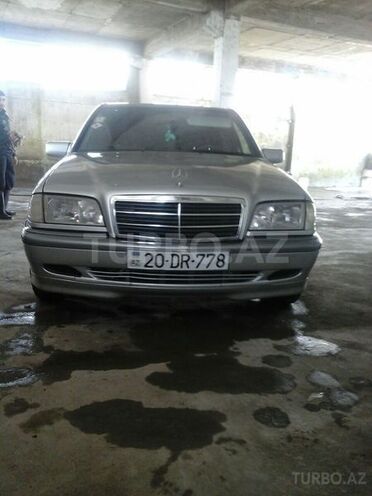 Mercedes C 180 1998, 132,000 km - 1.8 l - Gəncə