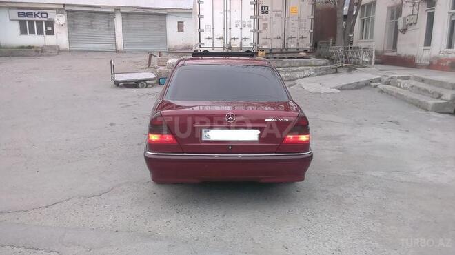 Mercedes C 200 2000, 250,000 km - 2.0 l - Şəki