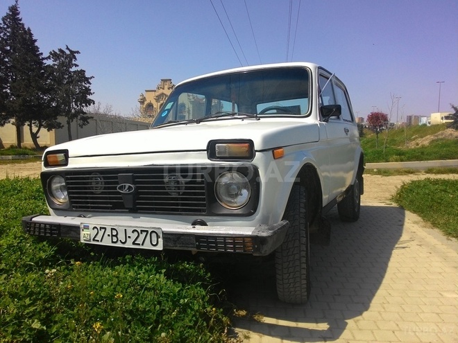 LADA (VAZ) Niva 1984, 300,000 km - 1.7 l - Bakı