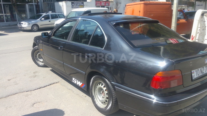 BMW 523 1998, 230,000 km - 2.5 l - Bakı