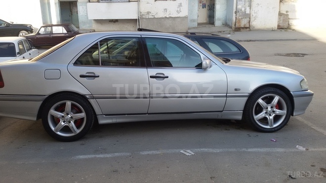 Mercedes C 230 1997, 193,700 km - 2.3 l - Bakı