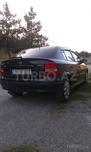 Opel Astra 2000, 215,000 km - 1.6 l - Bakı