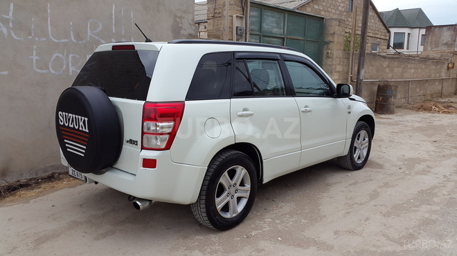 Suzuki Grand Vitara 2008, 165,000 km - 2.7 l - Bakı