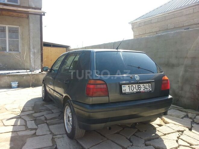 Volkswagen Golf 1993, 200,000 km - 1.6 l - Bakı
