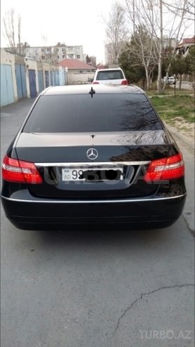 Mercedes E 220 2010, 133,000 km - 2.2 л - Bakı
