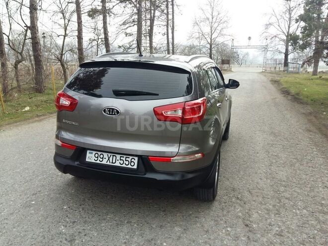 Kia Sportage 2011, 105,000 km - 2.0 l - Yevlax
