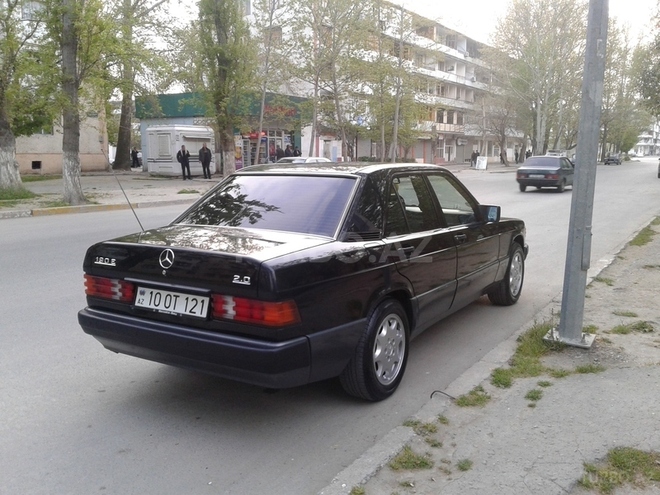 Mercedes 190 1992, 282,000 km - 2.0 l - Bakı