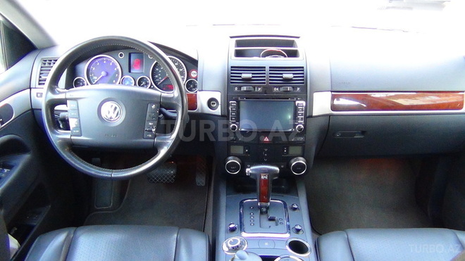 Volkswagen Touareg 2004, 145,000 km - 3.2 l - Bakı