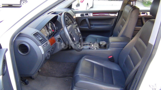 Volkswagen Touareg 2004, 145,000 km - 3.2 l - Bakı