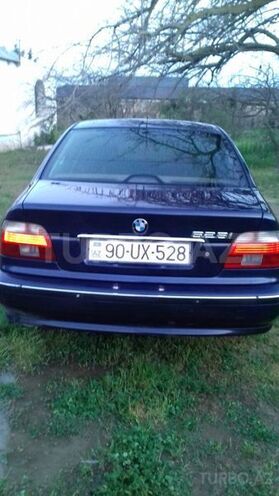 BMW 528 1996, 285,000 km - 2.8 l - Bakı
