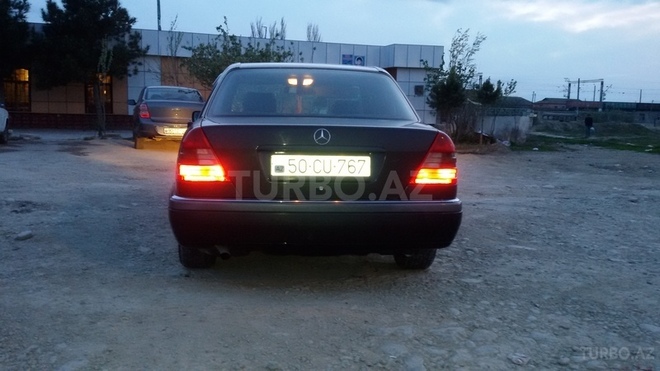 Mercedes C 180 1994, 256,000 km - 1.8 l - Sumqayıt