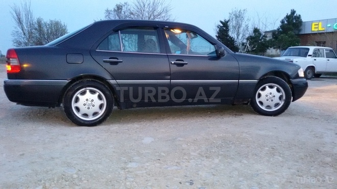 Mercedes C 180 1994, 256,000 km - 1.8 l - Sumqayıt
