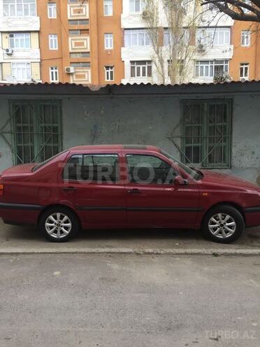 Volkswagen Golf 1998, 216,090 km - 2.0 l - Sumqayıt