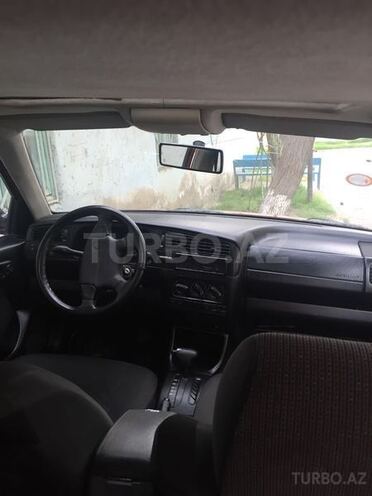 Volkswagen Golf 1998, 216,090 km - 2.0 l - Sumqayıt