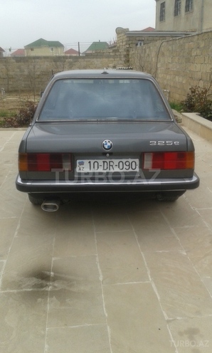 BMW 325 1986, 330,000 km - 2.5 l - Bakı