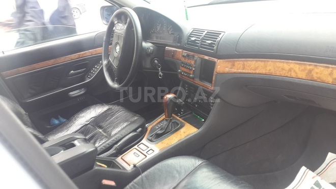 BMW 528 1997, 432,000 km - 2.8 l - Bakı