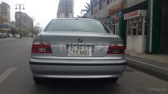BMW 528 1997, 432,000 km - 2.8 l - Bakı