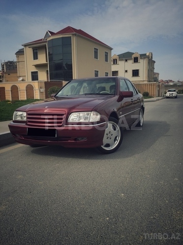 Mercedes C 200 1999, 235,000 km - 2.0 l - Bakı
