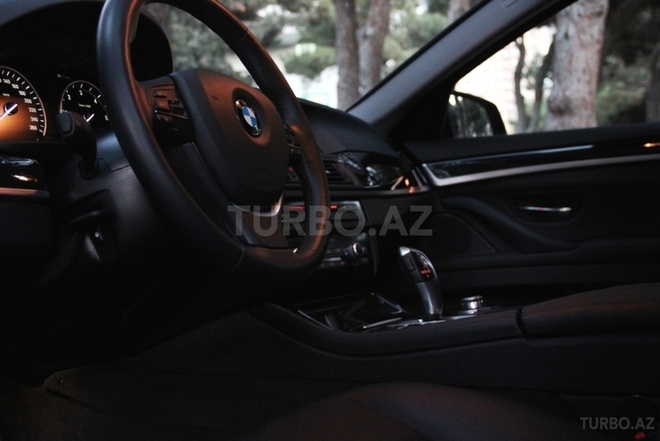 BMW 520 2014, 49,000 km - 2.0 l - Bakı