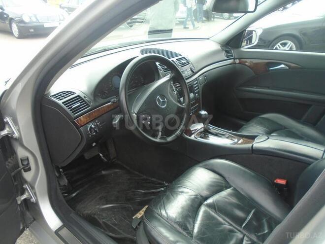 Mercedes E 220 2003, 245,000 km - 2.2 л - Bakı