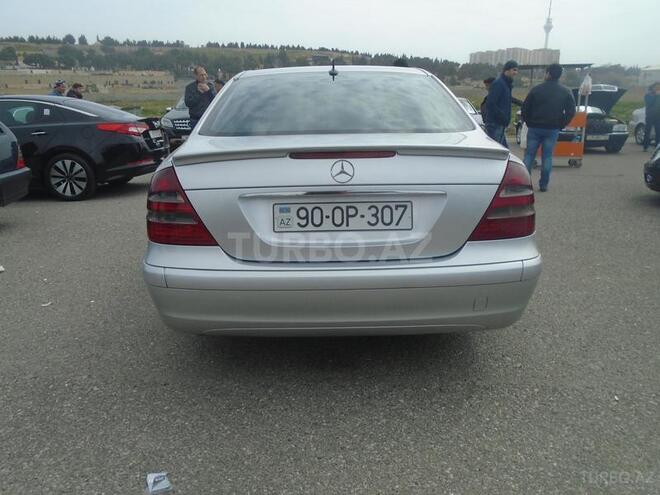 Mercedes E 220 2003, 245,000 km - 2.2 л - Bakı