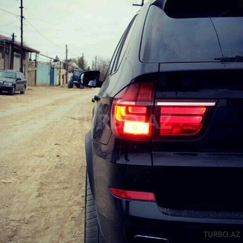 BMW X5 2011, 65,000 km - 4.4 l - Bakı