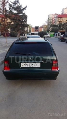 Mercedes C 220 1999, 150,000 km - 2.2 l - Sumqayıt
