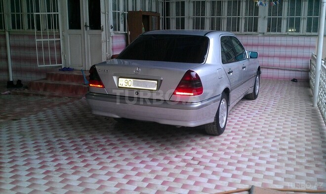 Mercedes C 180 1999, 187,000 km - 1.8 l - Gəncə