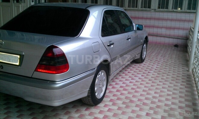 Mercedes C 180 1999, 187,000 km - 1.8 l - Gəncə