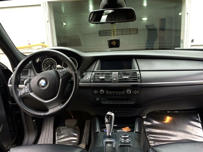 BMW X6 2011, 81,000 km - 4.4 l - Bakı