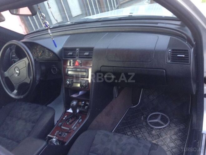 Mercedes C 200 2000, 210,000 km - 2.0 l - Bakı