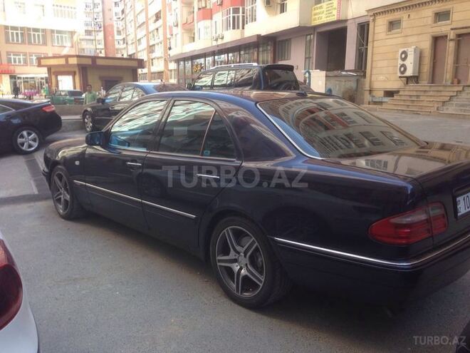 Mercedes E 280 1996, 300,000 km - 2.8 л - Bakı