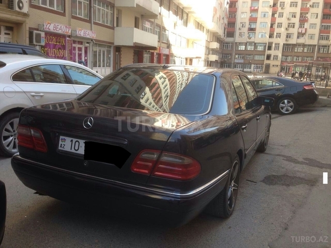 Mercedes E 280 1996, 300,000 km - 2.8 л - Bakı