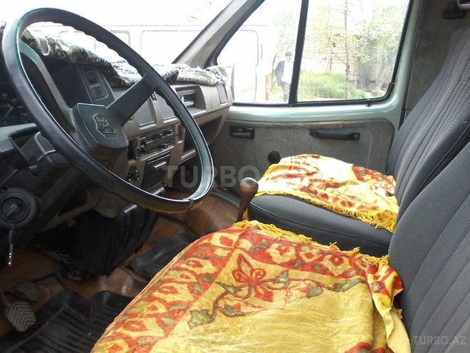 GAZ 330202-740 1998, 81,000 km - 2.4 l - Zərdab