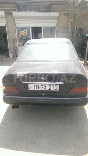 Mercedes E 250 1993, 340,000 km - 2.5 л - Bakı