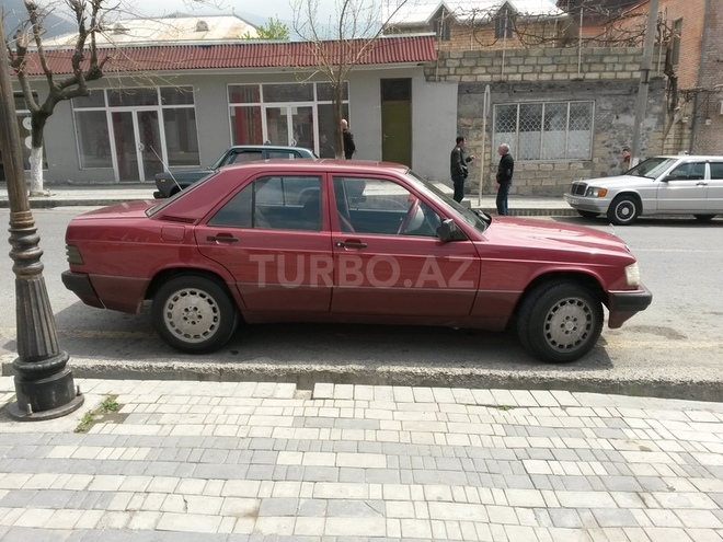 Mercedes 190 1991, 370,000 km - 1.8 l - Şəki