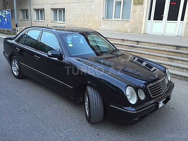 Mercedes E 240 2000, 222,000 km - 2.6 l - Bakı