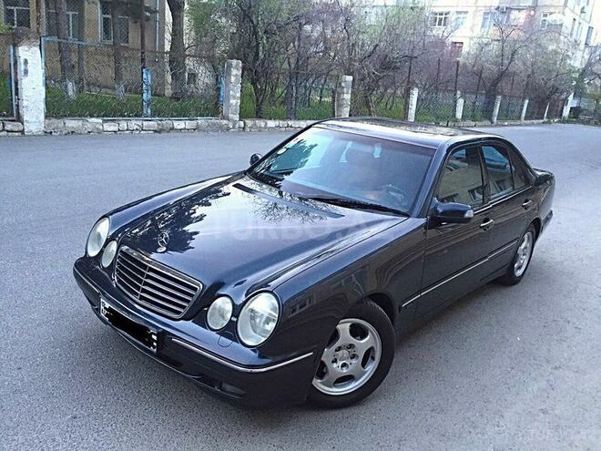 Mercedes E 240 2000, 222,000 km - 2.6 l - Bakı