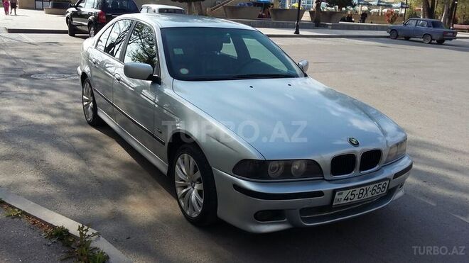 BMW 523 1998, 260,000 km - 2.5 l - Mingəçevir