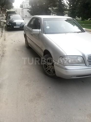 Mercedes C 230 1997, 395,000 km - 2.3 l - Xırdalan