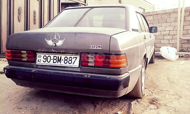 Mercedes 190 1993, 201,442 km - 1.8 л - Bakı