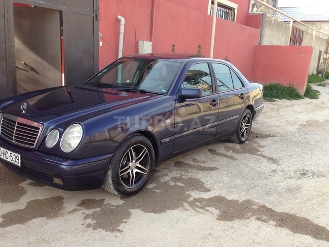 Mercedes E 230 1996, 250,000 km - 2.3 l - Sumqayıt