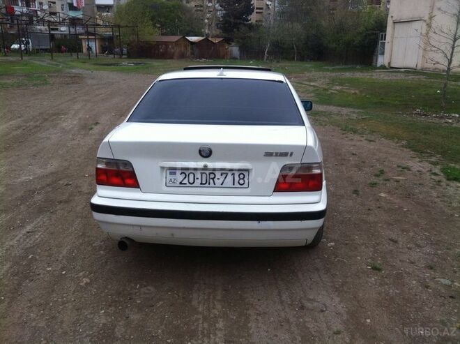 BMW 318 1992, 560,000 km - 1.8 l - Gəncə