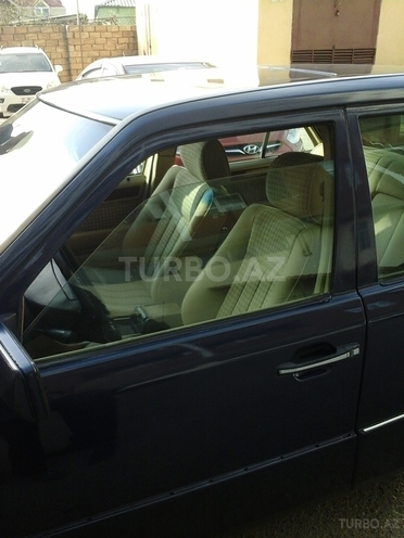 Mercedes E 200 1995, 310,000 km - 2.0 l - Xırdalan