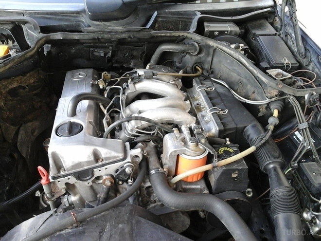 Mercedes E 200 1995, 310,000 km - 2.0 l - Xırdalan