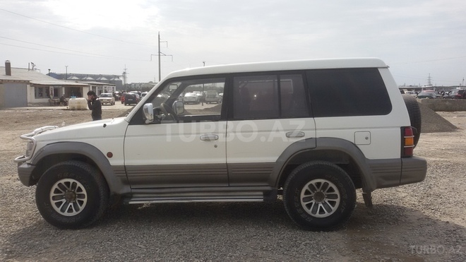 Mitsubishi Pajero 1995, 236,958 km - 2.5 l - Sumqayıt
