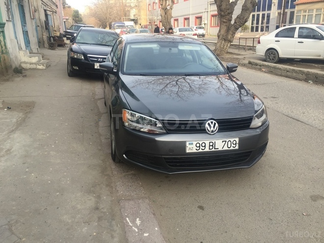 Volkswagen Jetta 2011, 67,000 km - 2.5 l - Bakı